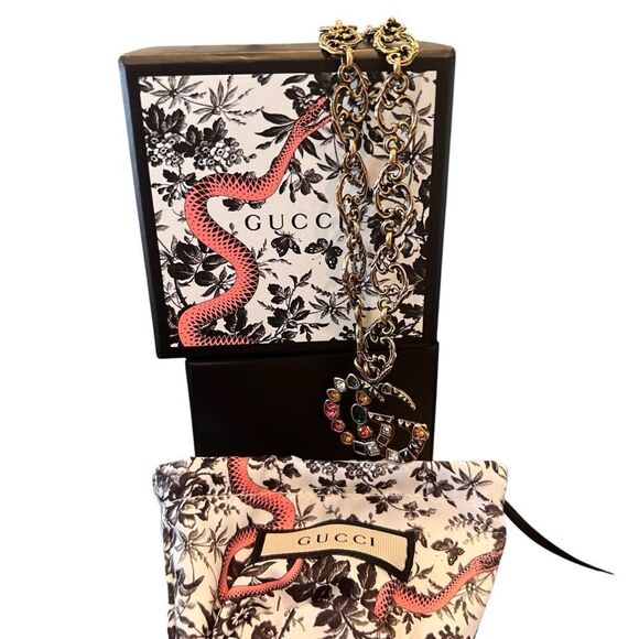 Gucci GG Marmont Drop Necklace Aged Gold / Multicoloured Base Metal - Picture 4 of 9